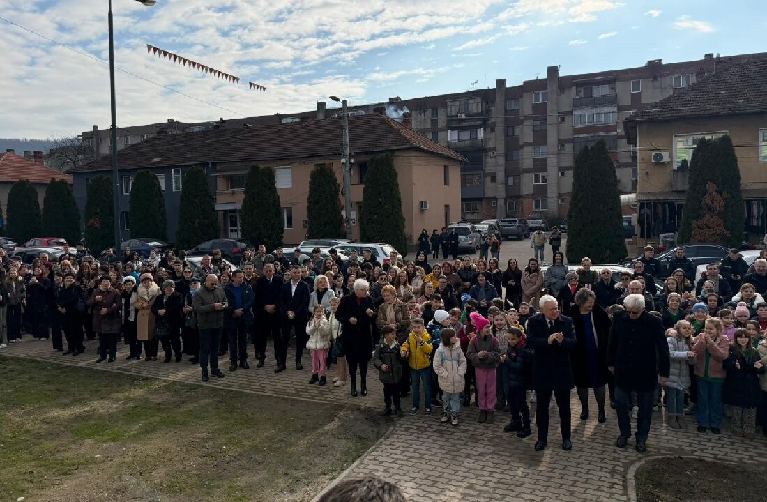 Investiție de milioane de lei în educație, la Sebiș: Oferă condiții educaționale moderne pentru aproximativ 1.150 de copii!