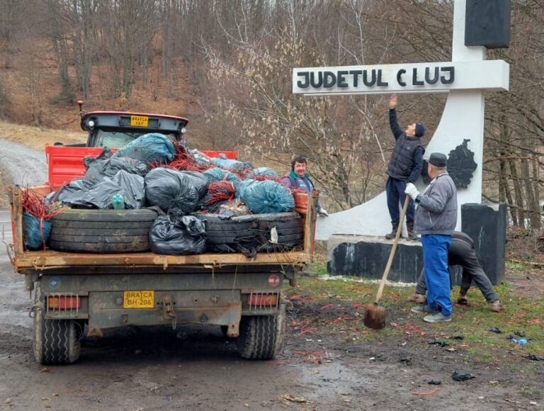 Acțiuni de colectare a deșeurilor în zona Piatra Craiului – Șoimi, comuna Bratca