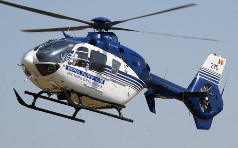 Acțiune a polițiștilor rutieri din Alba, cu sprijin aerian. Depășiri neregulamentare, sancționate din elicopter!