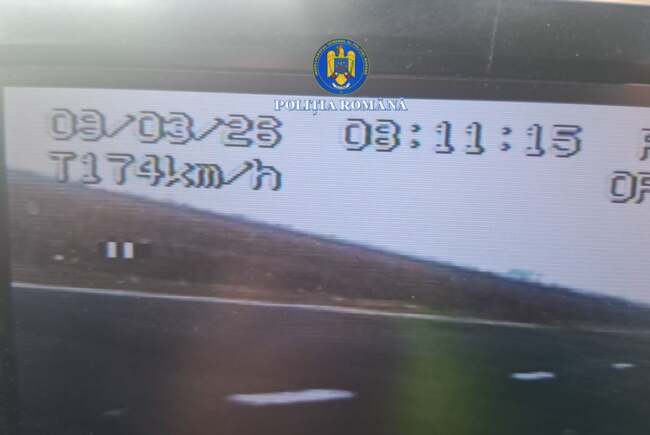 Zbura pe șosea! Șofer prins cu 174 km/h pe drumul Arad–Oradea