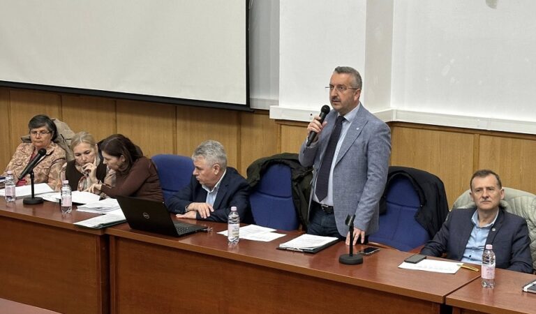 Primăriile din Alba, în alertă! Ce schimbări majore urmează: Autoritățile locale, instruite de Prefectura Alba pentru aplicarea noilor măsuri de reorganizare