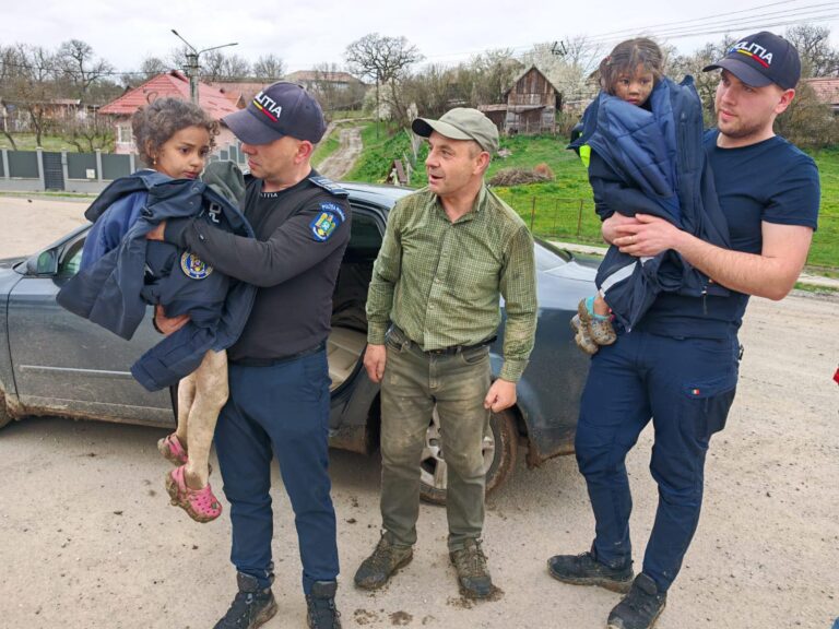 Final fericit în Mureș: Cele două fetițe dispărute – Rebeca și Melisa au fost găsite în viață