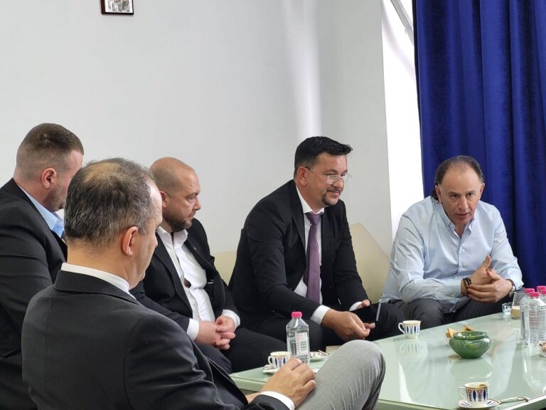 Drumuri neterminate și lipsă de joburi în Valea Jiului! Deputatul Tiberiu Barstan cere soluții urgente!