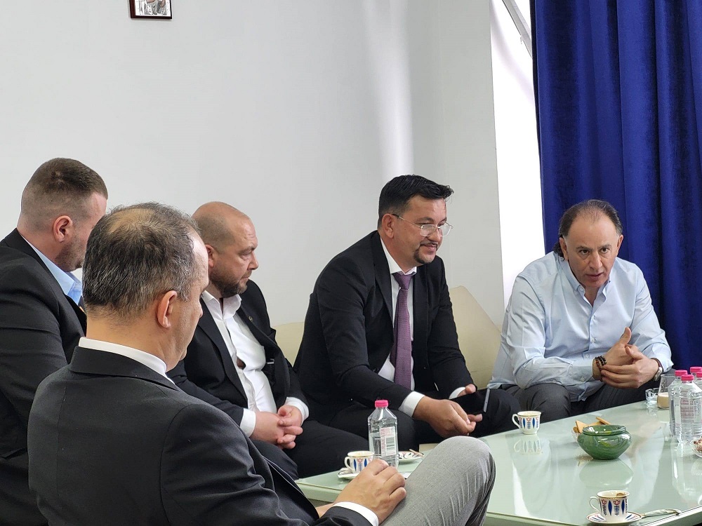 Drumuri neterminate și lipsă de joburi în Valea Jiului! Deputatul Tiberiu Barstan cere soluții urgente!
