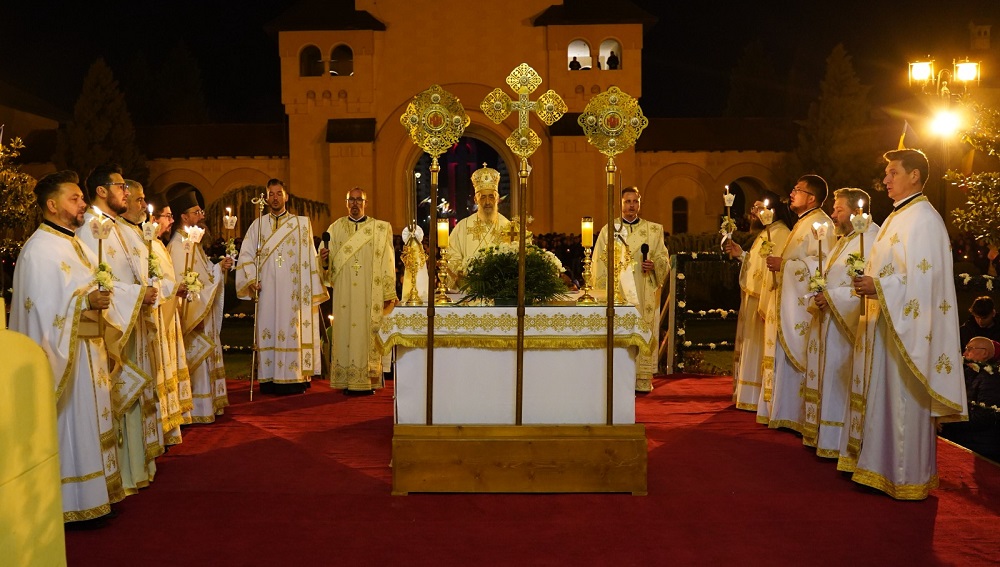 Slăvitul Praznic al Învierii Domnului, celebrat la Catedrala Reîntregirii și Încoronării din Alba Iulia