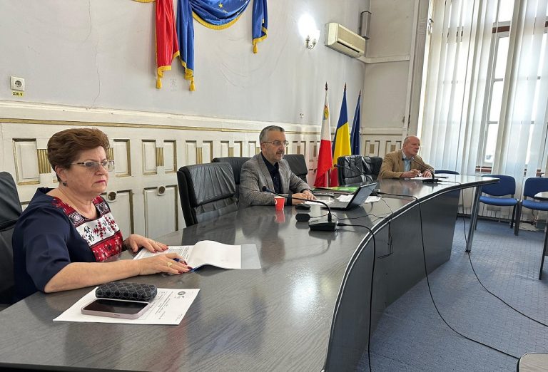 33 de cereri de atribuire a terenurilor soluționate și 16 litigii analizate în ședința lunară a Comisiei județene Alba de fond funciar