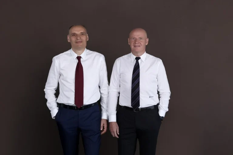 Mișcare black tie pe piața imobiliară din Cluj: Frații Pavăl au cumpărat un teren strategic!