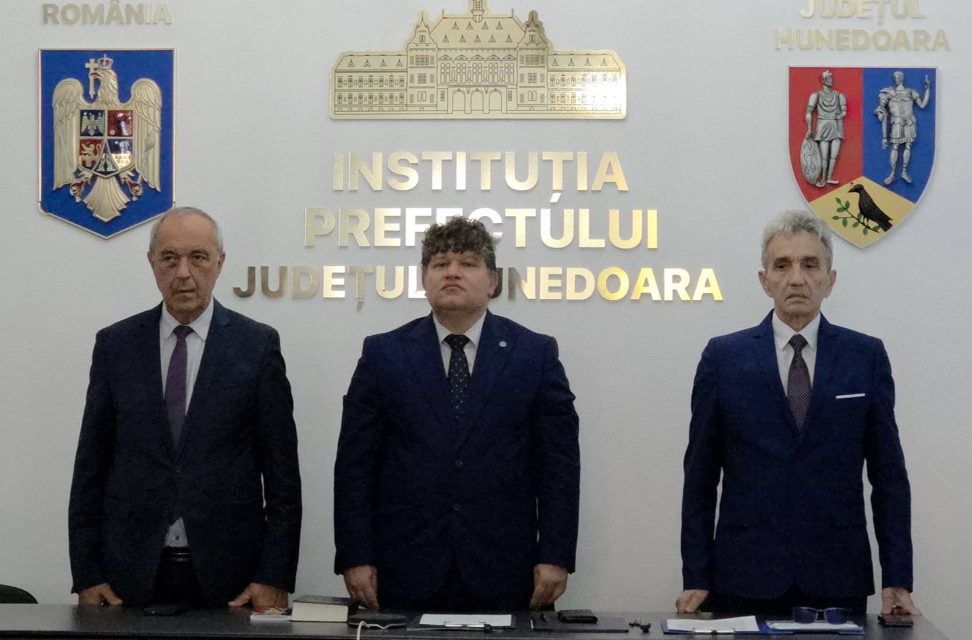 Lőrincz Széll a depus jurământul ca prefect al județului Hunedoara
