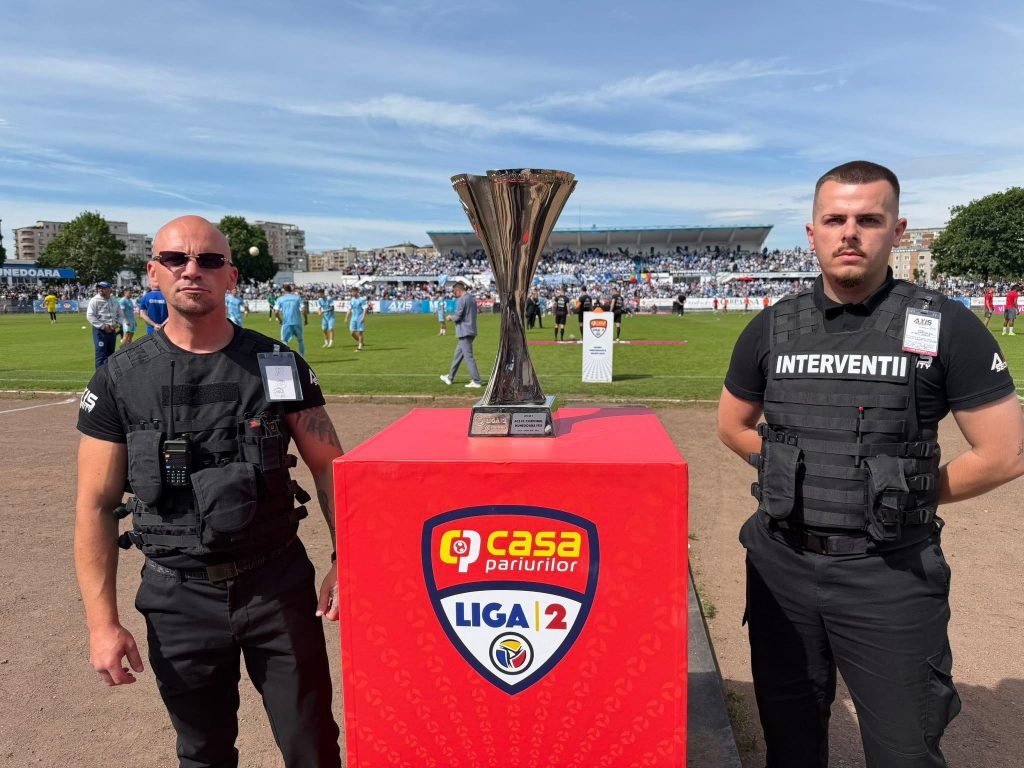 Corvinul revine în Liga 1. Grupul Axis a fost alături de echipă pe tot parcursul sezonului!