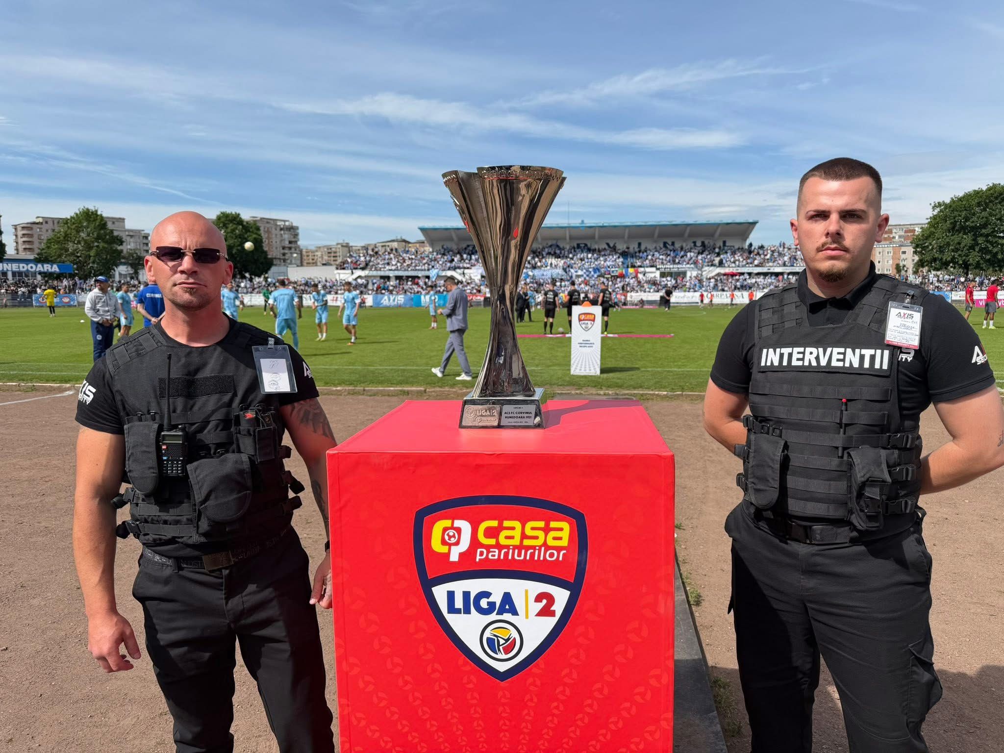 Corvinul revine în Liga 1. Grupul Axis a fost alături de echipă pe tot parcursul sezonului!