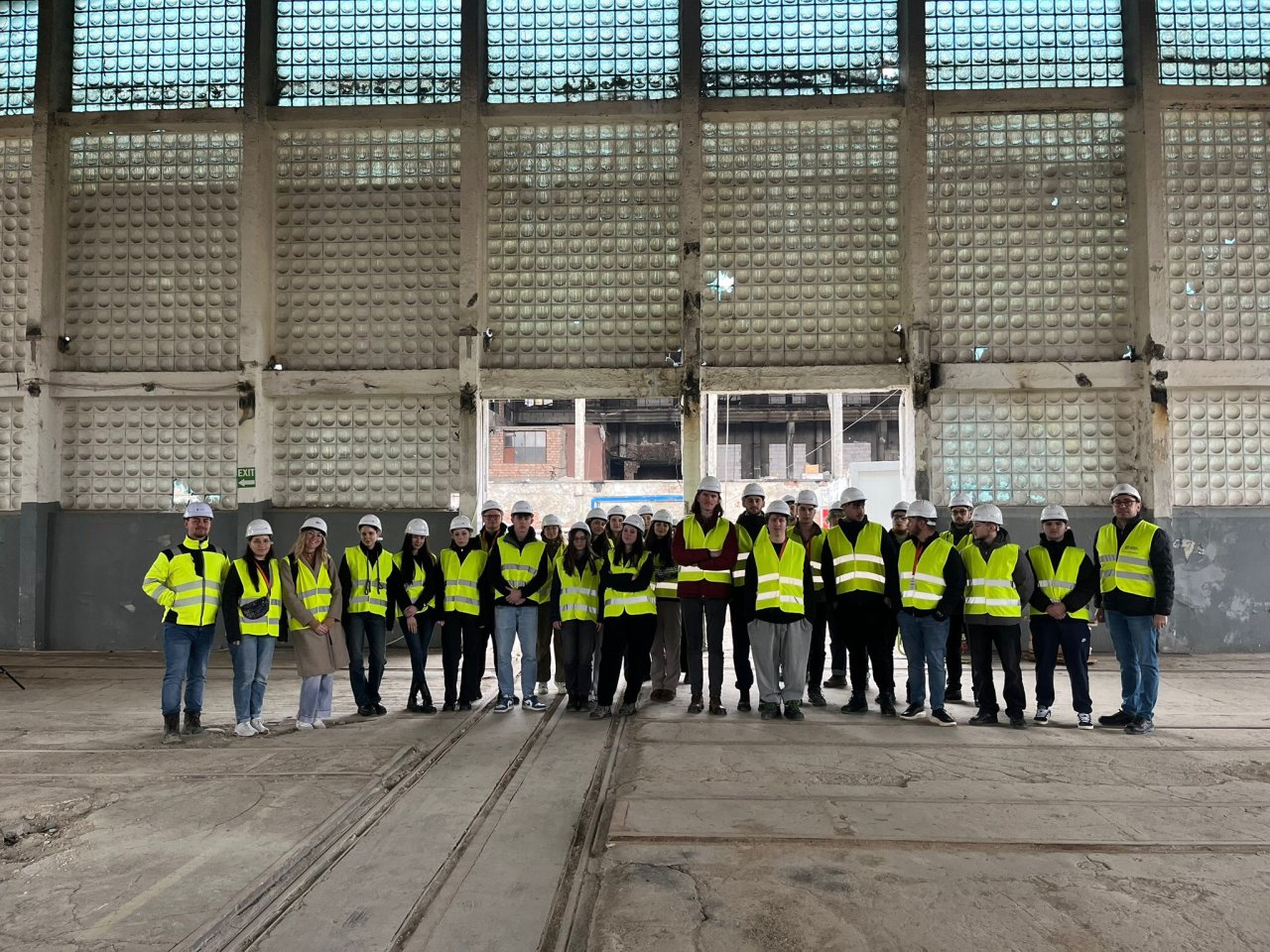Peste 250 de studenți au participat până acum la vizitele organizate pe șantierul RIVUS Cluj: o experiență care transformă teoria în practică