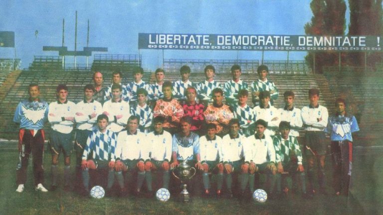 În 1991 a câștigat ultima dată și campionatul și cupa Universitatea Craiova. Avea jucători de top european!