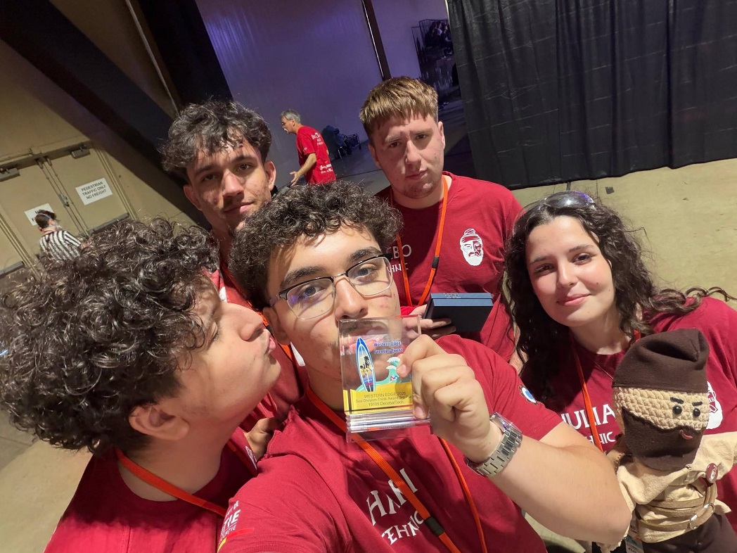 Deva, pe podiumul mondial al roboticii. Echipa DecebalTech 19105 s-a întors acasă după o performanță remarcabilă în Statele Unite