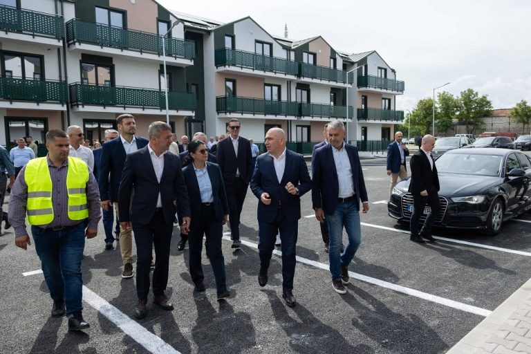 Ilie Bolojan a verificat investițiile PNRR din Hațeg și a inaugurat noua creșă din Simeria