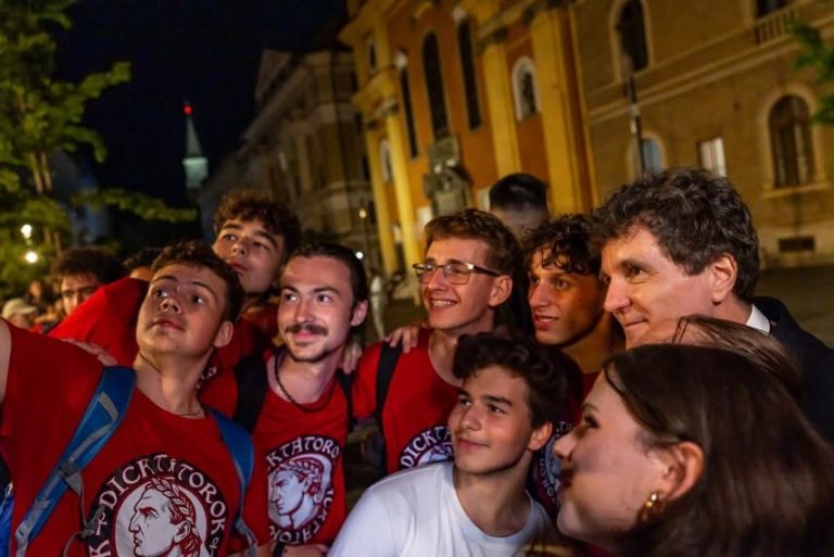 Nicușor Dan, îndrăgostit de Cluj: „Energia acestui oraș și entuziasmul tinerilor sunt extraordinare”