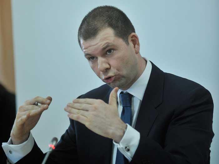 Bogdan Drăgoi, pe lista scurtă pentru Ministerul Finanțelor: Un nume cu greutate în sistemul financiar revine în centrul negocierilor politice!