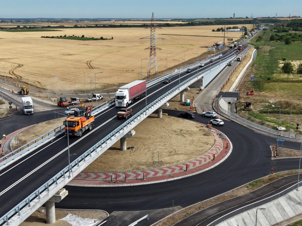 Pasajul de pe DN 19, la ieșirea din Oradea spre Marghita, a ajuns la un stadiu de 85%