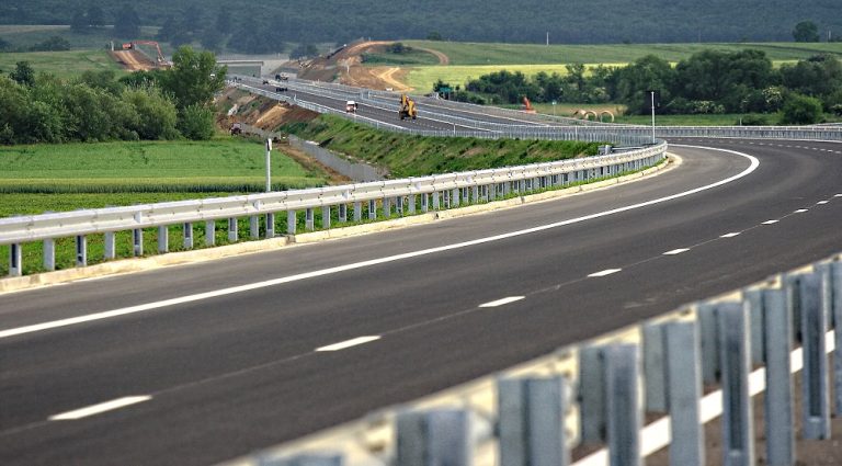 Trafic închis pe autostrada A1 Lugoj – Deva, între Dobra și Holdea: Circulația va fi deviată pe ruta DN 68A !