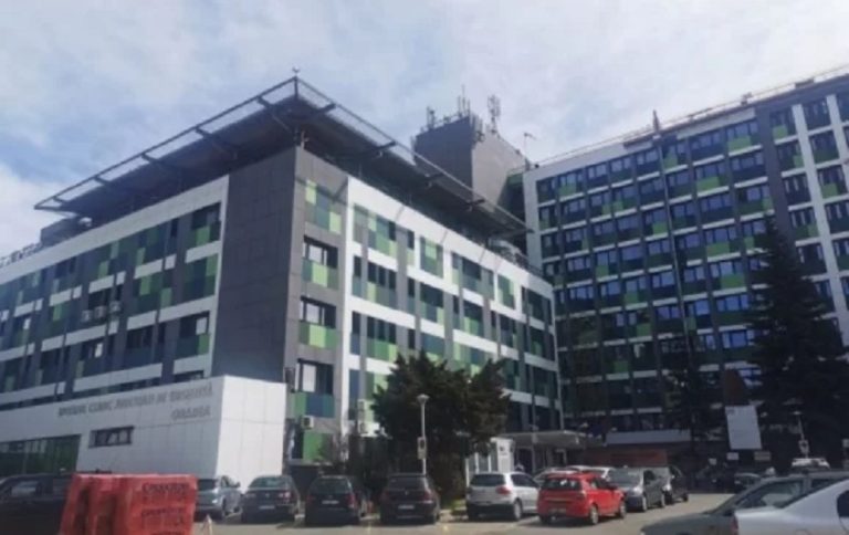 Scandal la Spitalul Județean Oradea: patru persoane au fost duse la Poliție după amenințări la adresa personalului medical