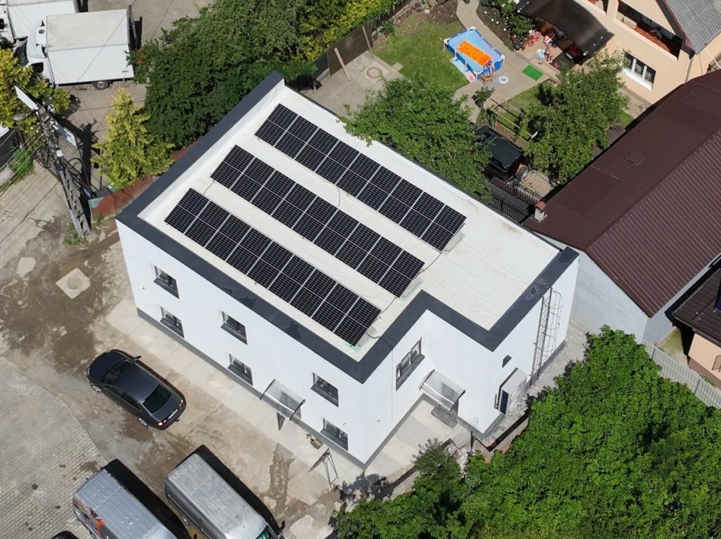 Lucrările de renovare energetică a clădirii administrative din Piața Câmpeni sunt aproape finalizate