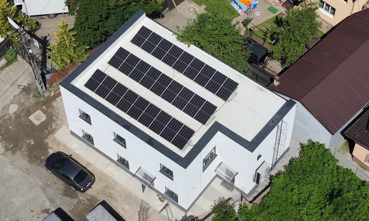 Lucrările de renovare energetică a clădirii administrative din Piața Câmpeni sunt aproape finalizate