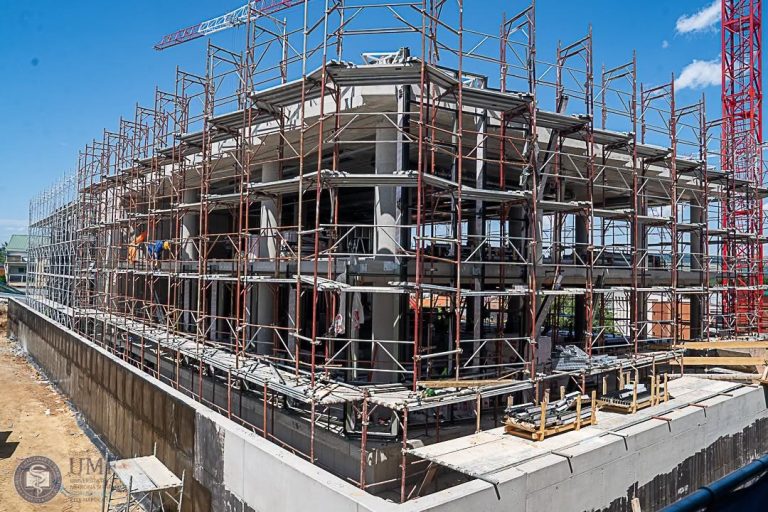 UMF Cluj construiește cel mai mare centru de simulare și cercetare medicală din sud-estul Europei! Este proiectul „navă amiral” al rectorului Anca Buzoianu la șefia UMF Cluj