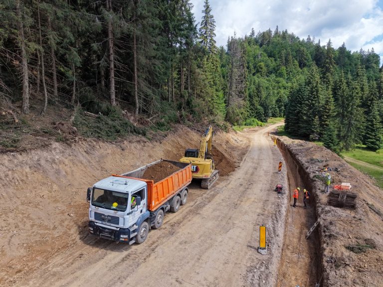 Legătură mai rapidă între Bihor, Cluj și Alba. Au început lucrările de modernizare a drumului Padiș – Ic Ponor