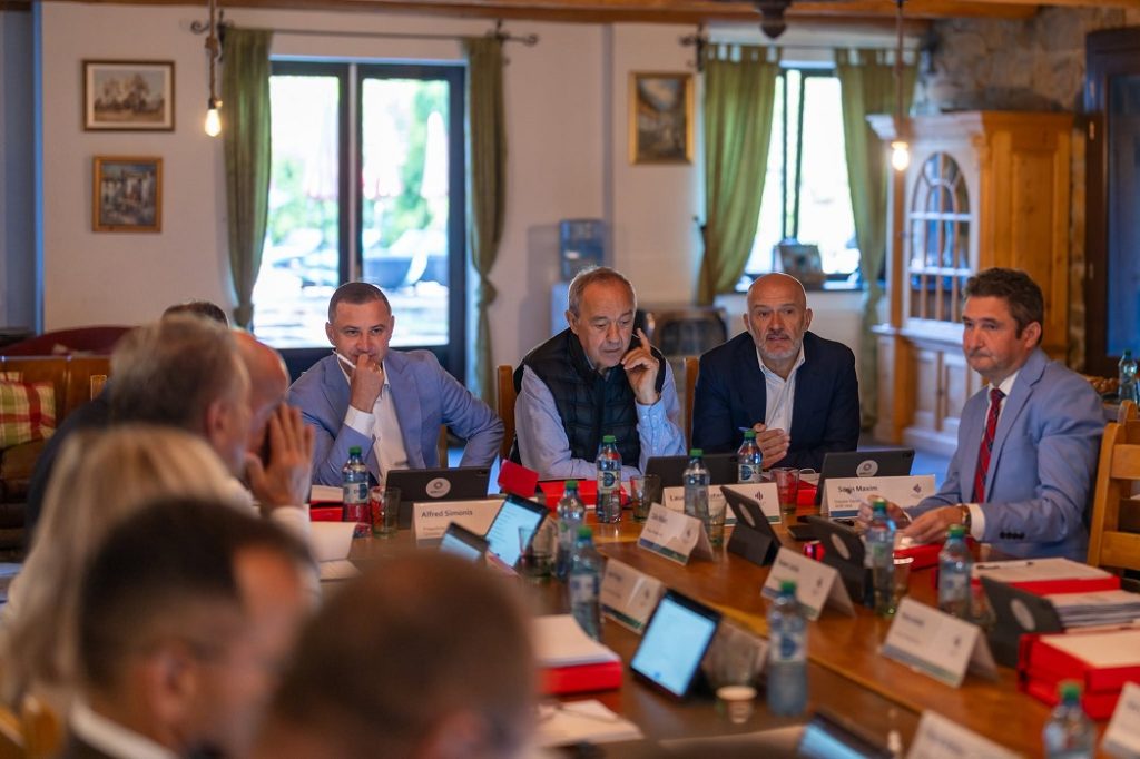 Regiunea Vest își pregătește viitorul: investiții în digitalizare, mobilitate și inteligență artificială. Laurențiu Nistor: „Pregătim deja perioada 2028–2034”