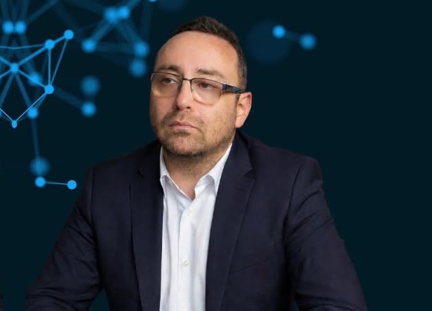 Horia Nasra: Dezvoltarea a trecut pe autostradă prin Hunedoara, iar cei care au condus județul au rămas pe margine, făcându-i cu mâna