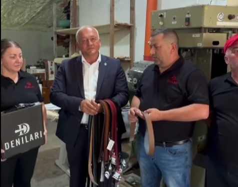 Produse românești din piele natura. Cristian Șipoș: „Susțineți producătorii locali. Ei sunt cei care duc mai departe economia românească”