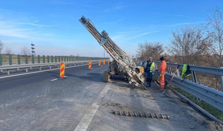 Restricții de circulație pe autostrada A1, între Margina și Traian Vuia: Traficul va fi deviat pe o singură bandă!