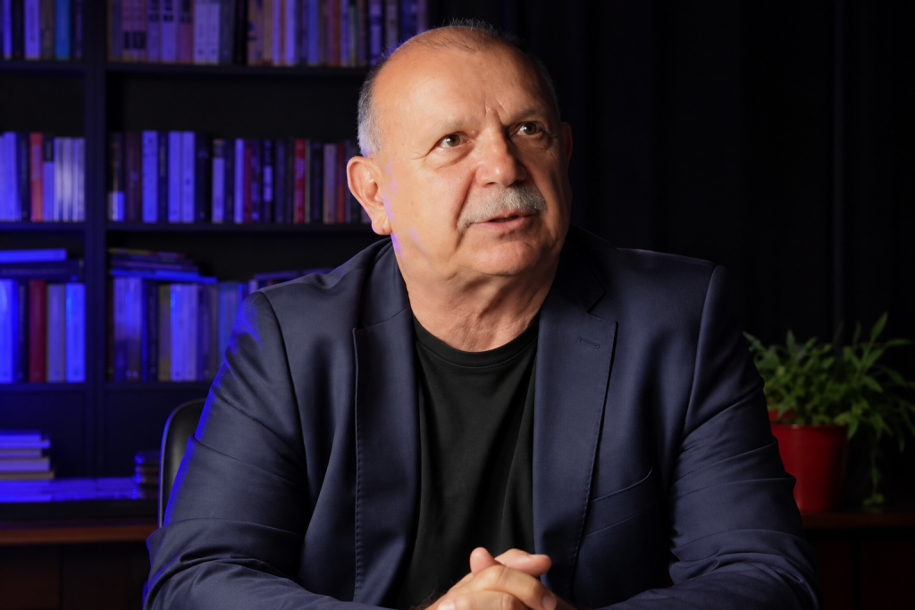 Prof. Bogo revine cu două noi cărți despre Cluj. Vladimir-Alexandru Bogosavlievici continuă seria „Istoria la pas”: „Ne reîntâlnim, bineînțeles, tot cu istoria Clujului”