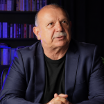 Prof. Bogo revine cu două noi cărți despre Cluj. Vladimir-Alexandru Bogosavlievici continuă seria „Istoria la pas”: „Ne reîntâlnim, bineînțeles, tot cu istoria Clujului”