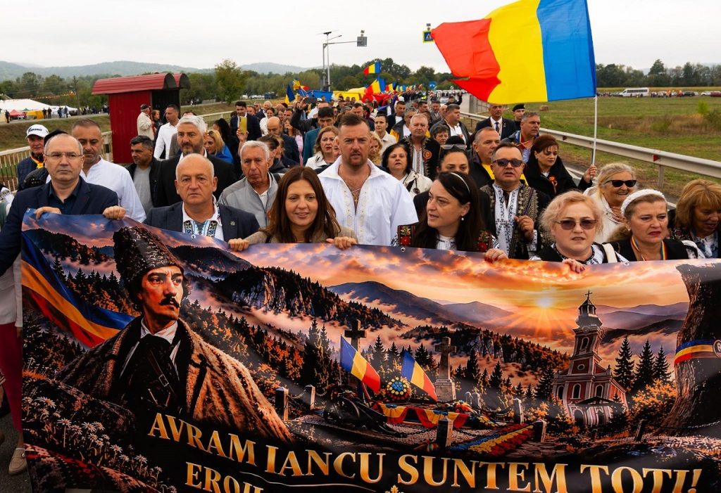 Membrii și simpatizanții AUR au fost prezenți la Țebea, ca în fiecare an, pentru a cinsti memoria Crăișorului Munților – Avram Iancu