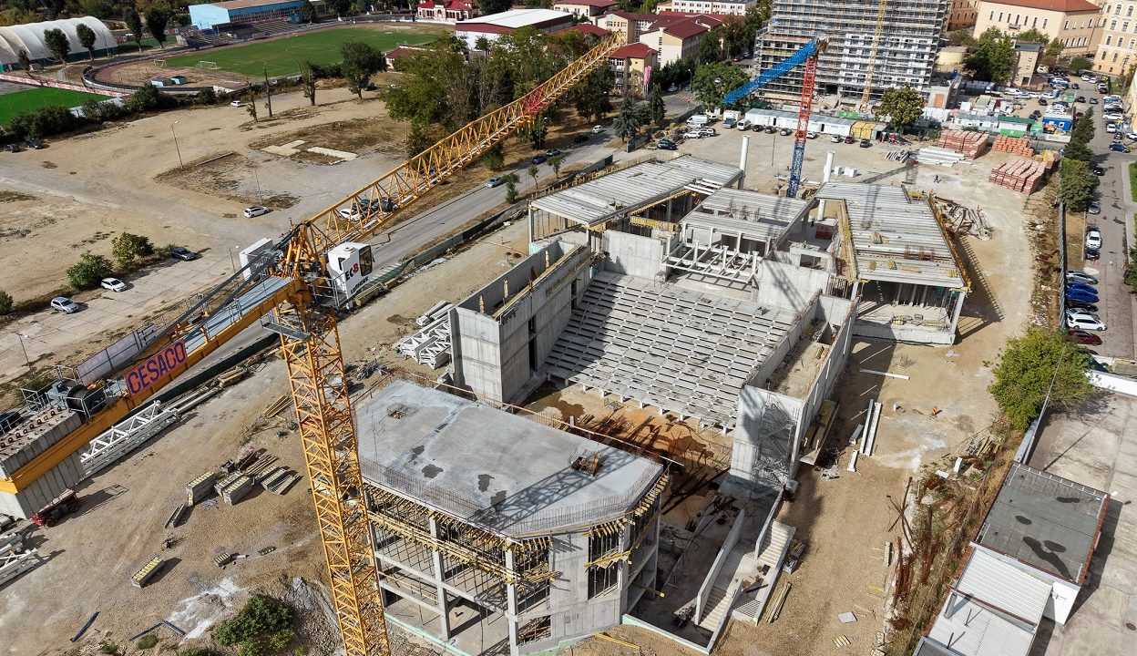 Noua sală de spectacole din Oradea prinde contur: Centrul Cultural Multifuncțional a ajuns la 30% și va avea peste 1.000 de locuri