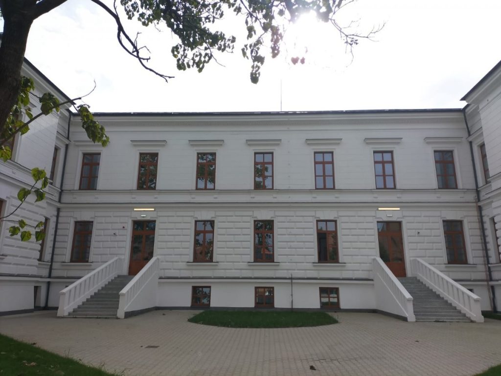 Echipament de peste 550.000 de lei pentru pacienții din Arad: Trusa de endoscopie urologică a fost pusă în funcțiune!