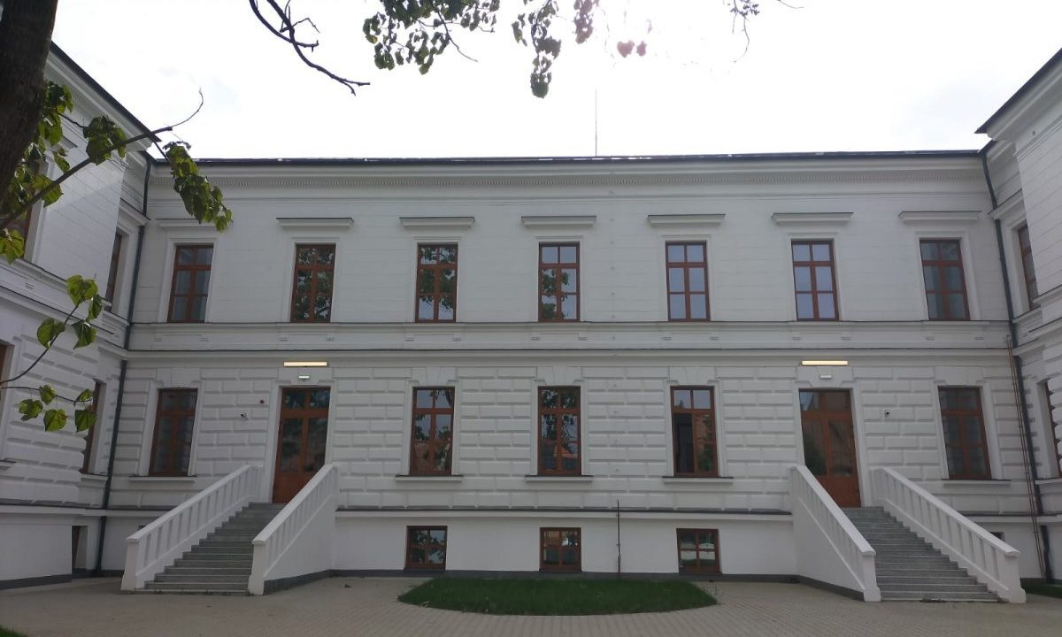 Echipament de peste 550.000 de lei pentru pacienții din Arad: Trusa de endoscopie urologică a fost pusă în funcțiune!