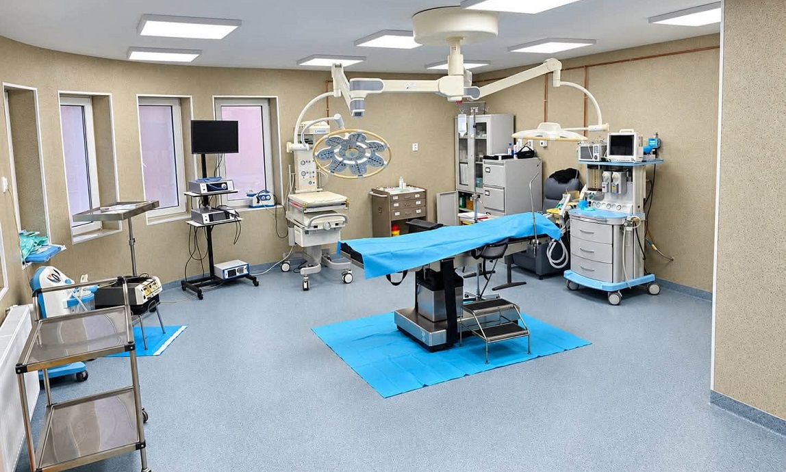 Investiție de peste 5,4 milioane de lei la Spitalul Municipal Brad! Secția de Obstetrică-Ginecologie, complet modernizată. Alexandru Rogobete: „Așa facem România bine!”