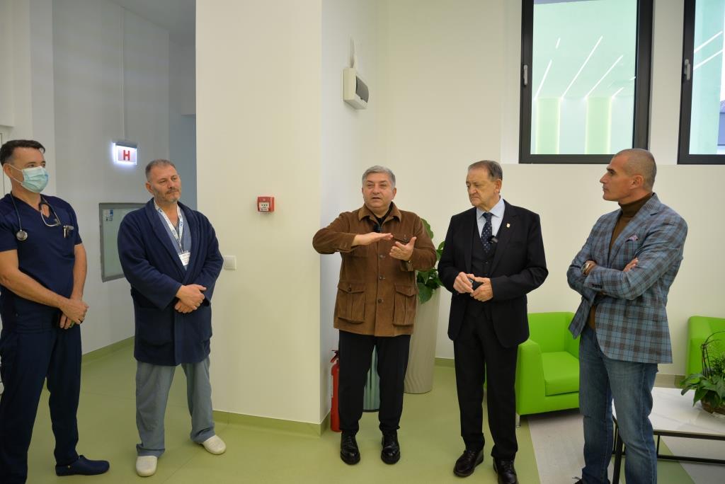 RMN de înaltă tehnologie, inaugurat la Spitalul Municipal Turda: Sistemul de imagistică ultramodern a fost achiziționat cu sprijinul financiar semnificativ al Consiliului Județean Cluj