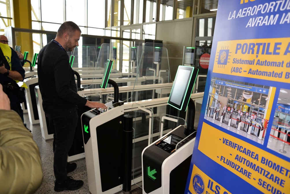 Continuă modernizarea Aeroportului Cluj: Două investiții majore – Sistemul Automat de Control la Frontieră și Sistemul de Aterizare Instrumentală de categoria III