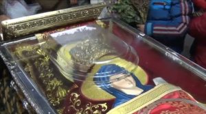 Sfânta Parascheva, sărbătorită pe 14 octombrie. Tradiții, superstiții și obiceiuri: ce nu este bine să faci de Sfânta Vineri și cum se spune că poți afla cât de grea va fi iarna