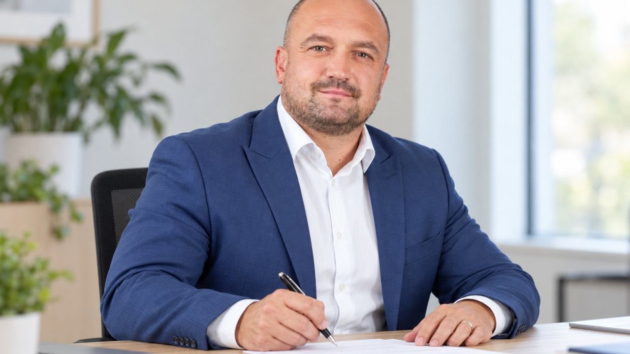 Kudor Csaba: Ce face primarul, ce poate face un consilier local și cine răspunde pentru problemele din Huedin