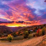 Apus ireal de frumos la Mărișel! Levi Bagy a surprins unul dintre cele mai spectaculoase peisaje din Munții Apuseni